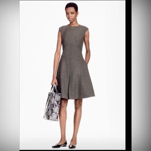 Brooks Brothers Womens Fine Wool Blend Dress Sz 8 Gray Round Neck Sleeveless